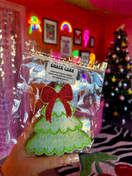 CHRISTMAS TREE W RED GLITTER BOW FRESHIE - SNACK CAKE